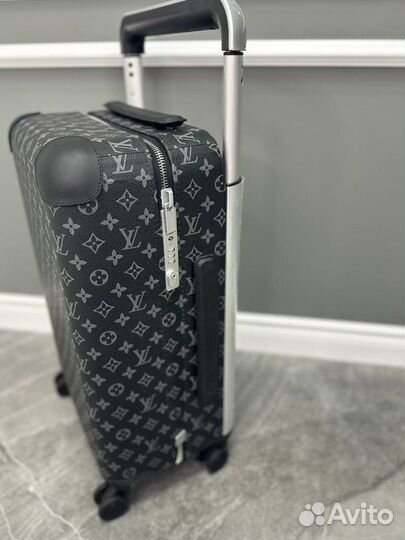 Чемодан Louis Vuitton