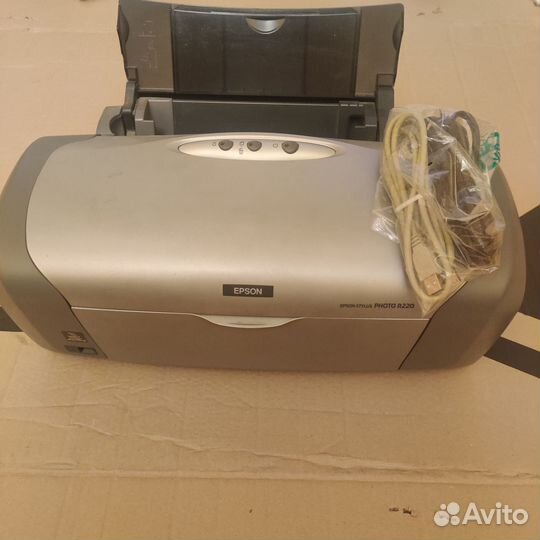 Принтер Epson R 220