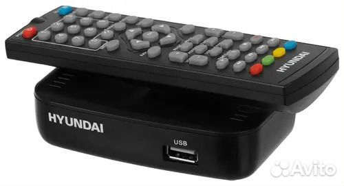 Цифровой ресивер DVB-T2 hyundai H-DVB460 черный