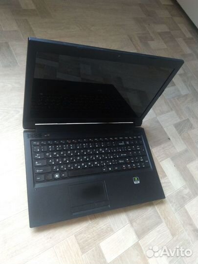 Lenovo G570e Core i5 2410m, Nvidia GT 410m