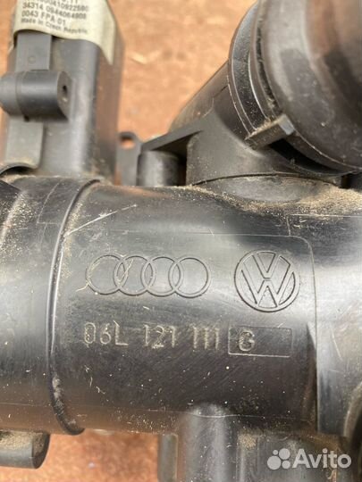 Водяной насос с термостатом (Skoda Octavia A7