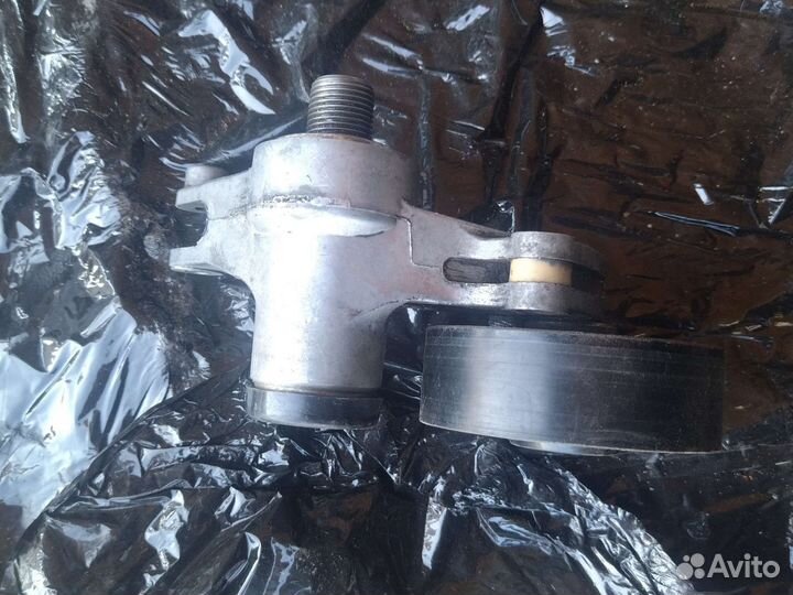 MB Коромысло W124 2.3атмосферник