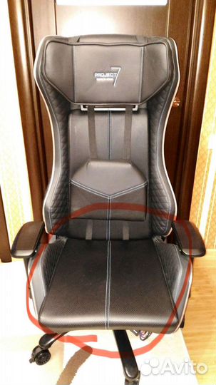 Компьютерное игровое кресло