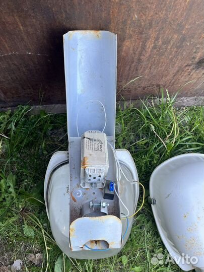 Фонарь уличный на столб