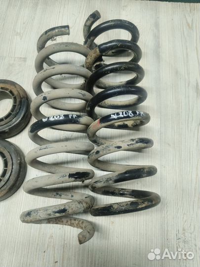 Пружины передние Mercedes CLK W208