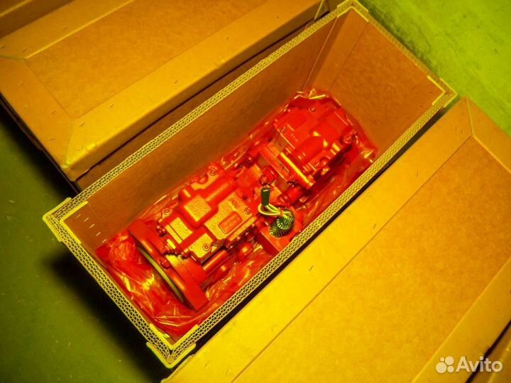 Боковые тяги левая правая Хитачи zx210h