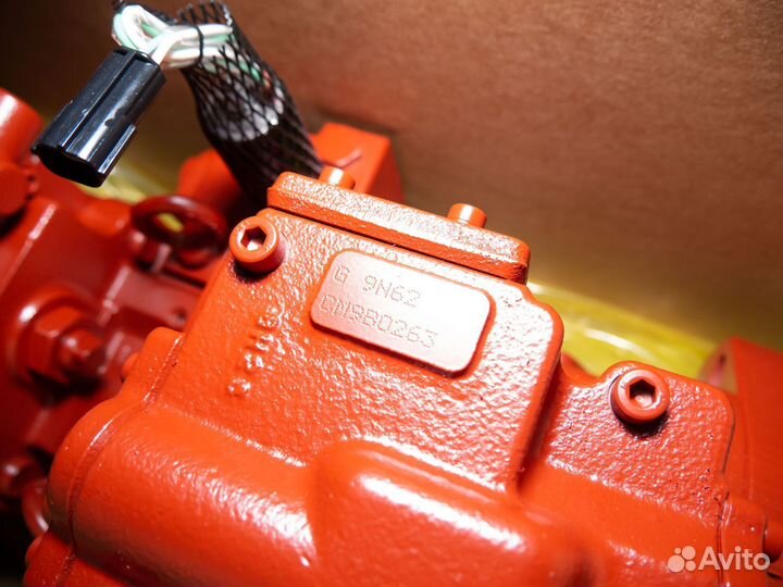 Блок поршней гидромотора Hitachi zx350lcn