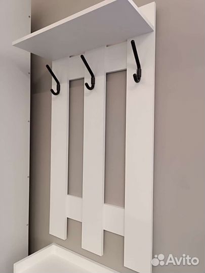 Вешалка и обувница в прихожую