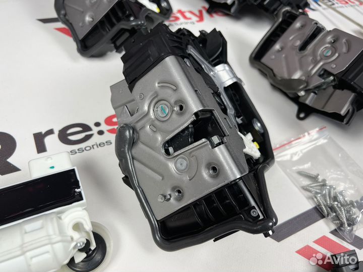 Доводчики дверей Mercedes