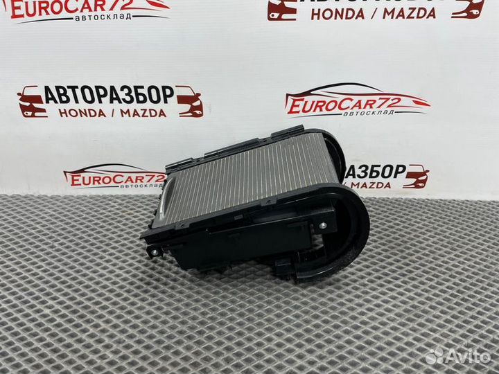 Центральная консоль подстаканник Honda Civic