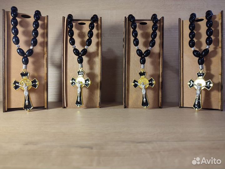 Четки с крестом в машину