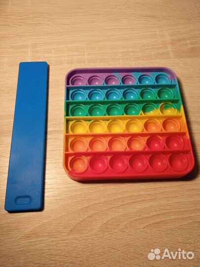 Сквидопоп и поп ит