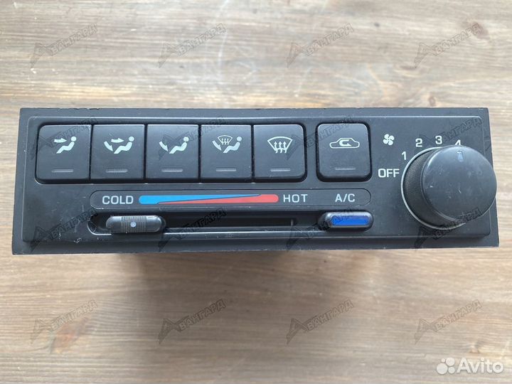 Блок управления печкой Nissan Bluebird Sylphy G10