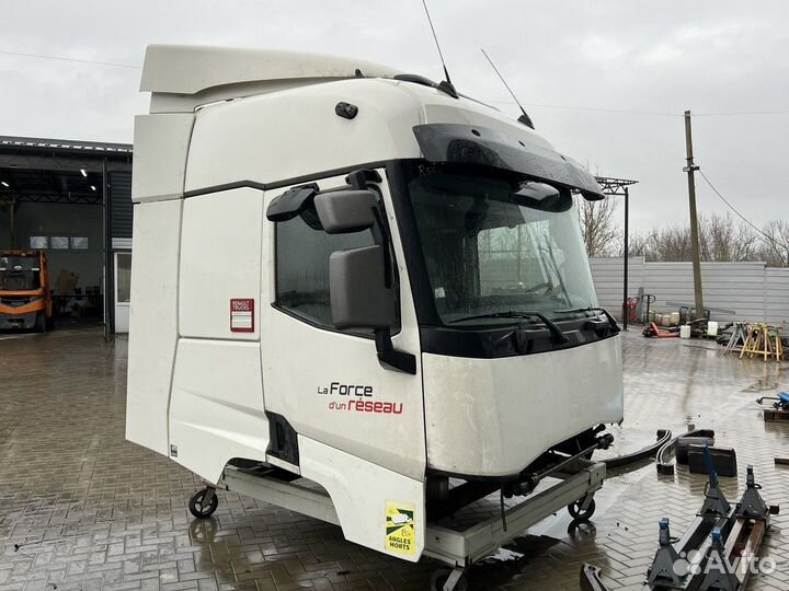 Кабина Renault T