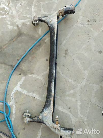 Балка зад. Toyota Corolla 2011