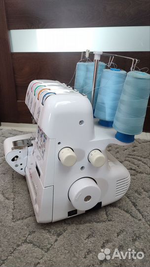 Оверлок Comfort 140