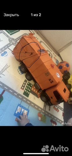 Мусоровоз Bruder Skania