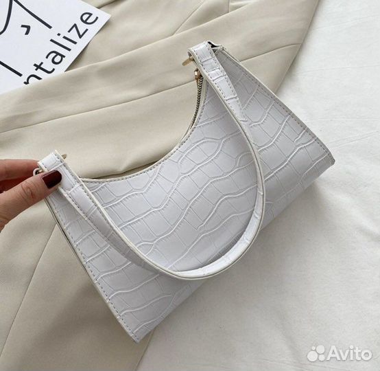 Сумка багет через плечо