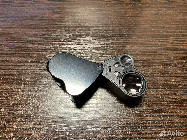 Лупа с подсветкой