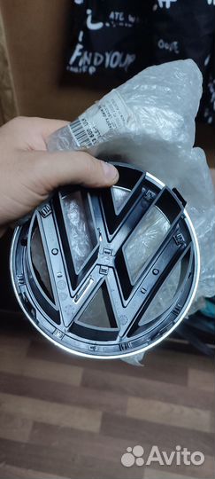 Эмблема volkswagen passat b7