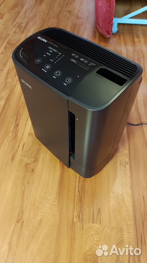 Воздухоочиститель - увлажнитель (Bork - A703)