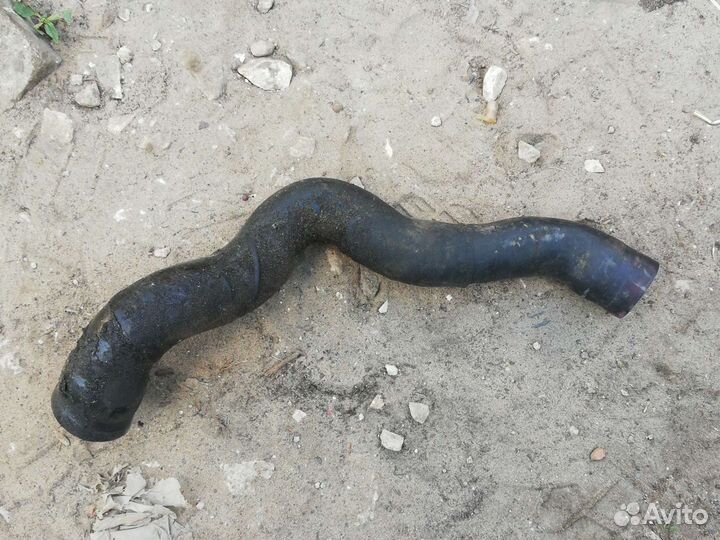 Патрубок системы охлаждения Мерседес W210