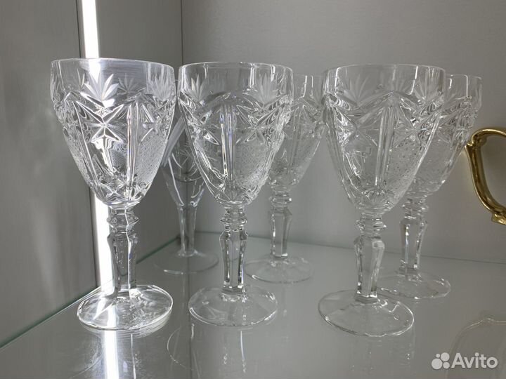 Хрустальные бокалы