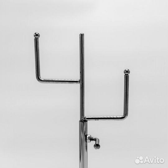 Дисплей настольный для аксессуаров, несколько сту
