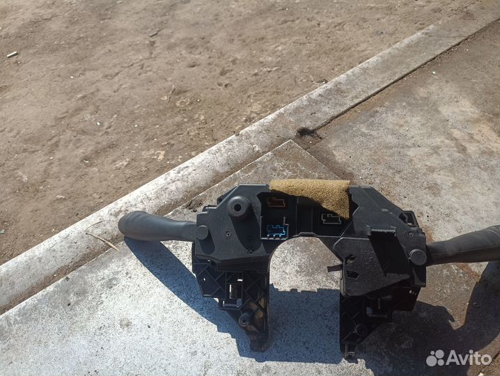 Подрулевой переключатель Citroen С5Х7