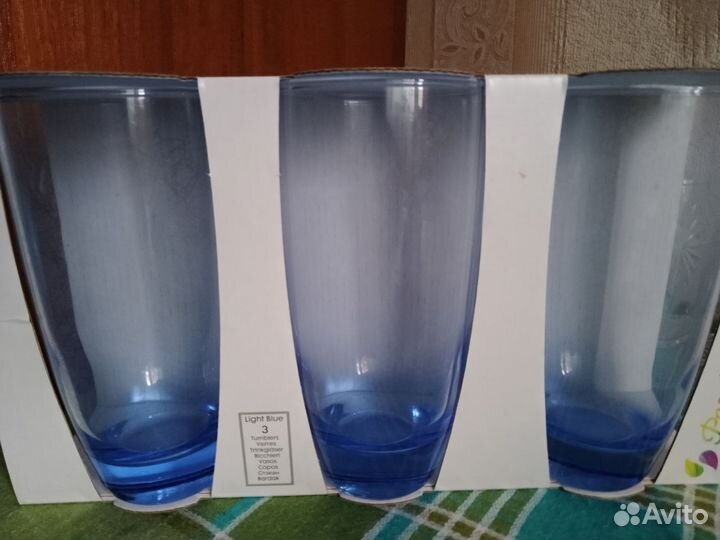 Стаканы, хрусталь и стекло. Фужеры проданы