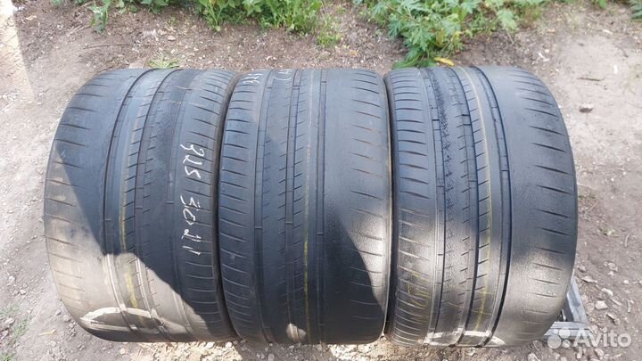 Michelin Pilot Sport Cup 2 325/30 R21