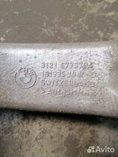 Кулак передний передний правый Bmw X6 E71 N57D30A