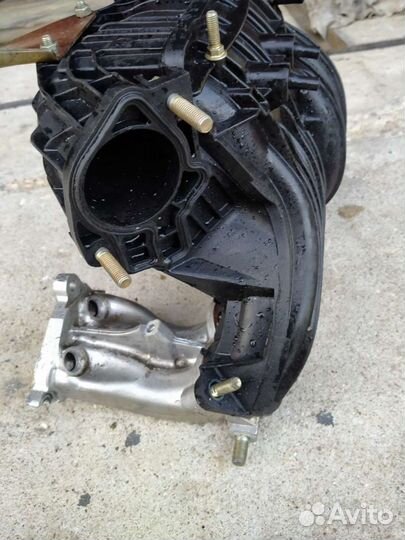 Впускной коллектор Лада Калина