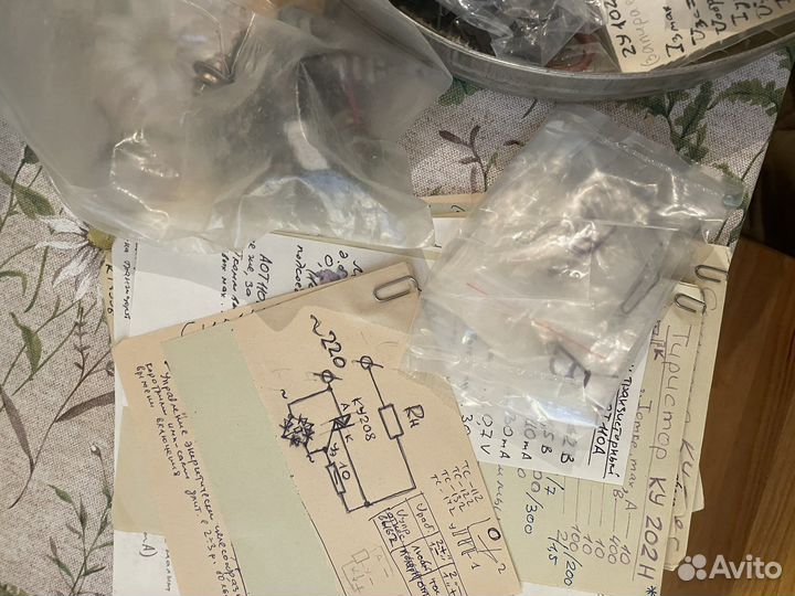 Тиристоры, симисторы, динисторы, оптроны