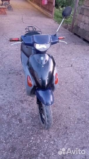 Продам скутер Suzuki lets4