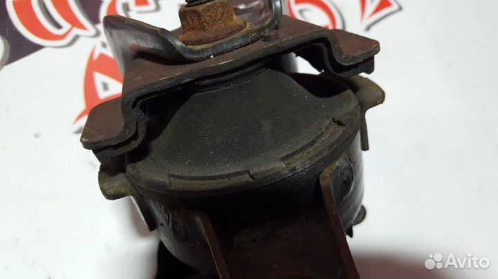 Подушка двигателя Honda CR-V RD1 B20B 1999