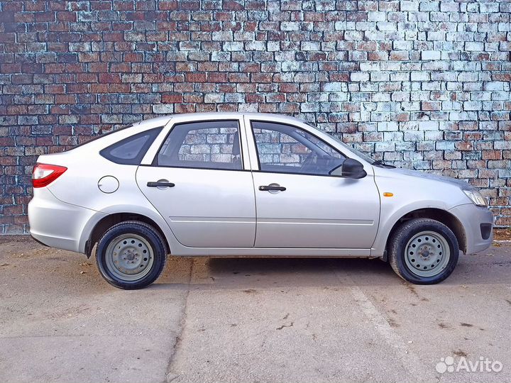 LADA Granta 1.6 МТ, 2014, 75 232 км