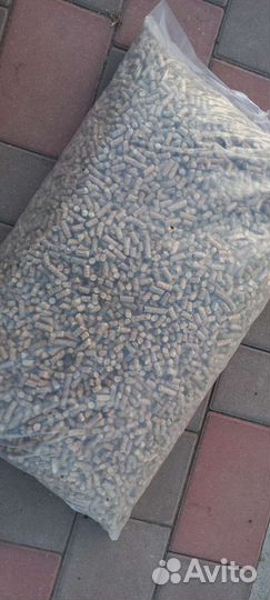 Древесный наполнитель для кошек