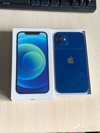 iPhone 12, 64 ГБ