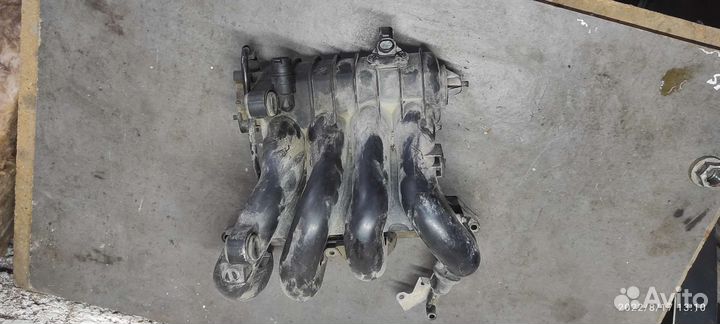Впускной, коллектор, mercedes w414 vaneo