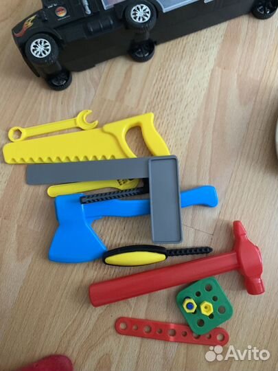 Игрушки для мальчика