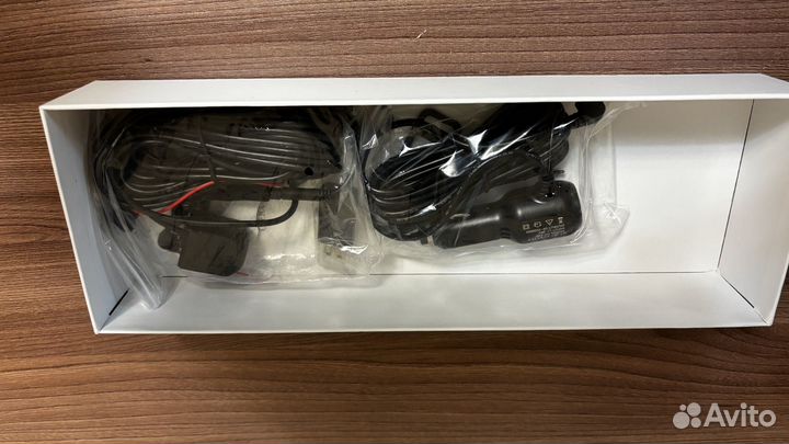 Зеркало заднего вида с видео регистратором