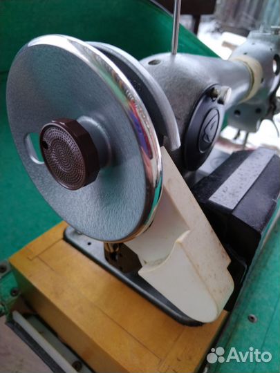 Швейная машина