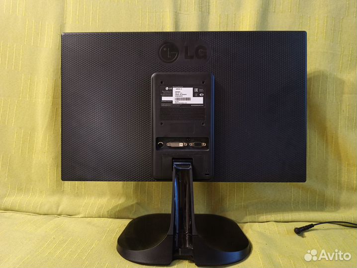 LG 20M45D-B