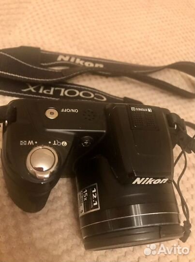 Компактный фотоаппарат