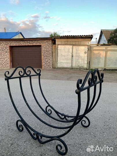 Дровница кованая