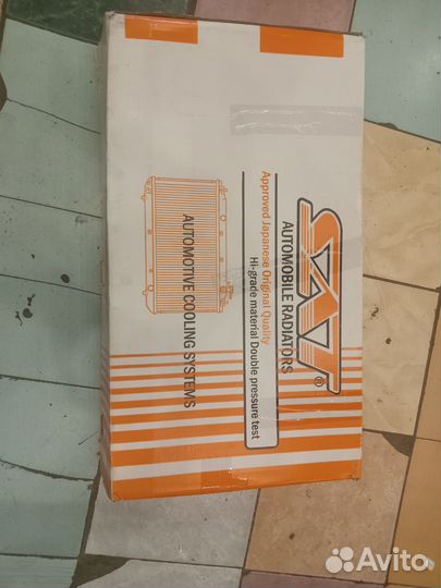 Радиатор охлаждения BMW