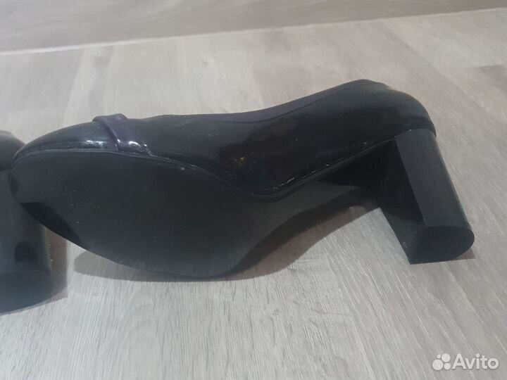 Туфли новые 39-40