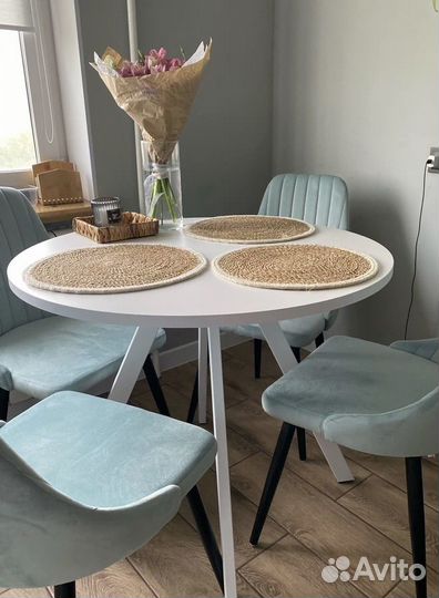 Стол круглый 90 см новый