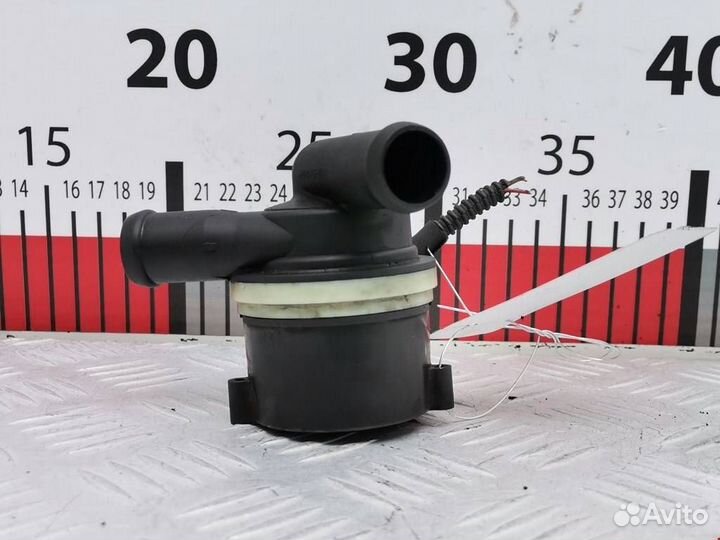 Насос антифриза дополнительный Audi A5 8T 2010